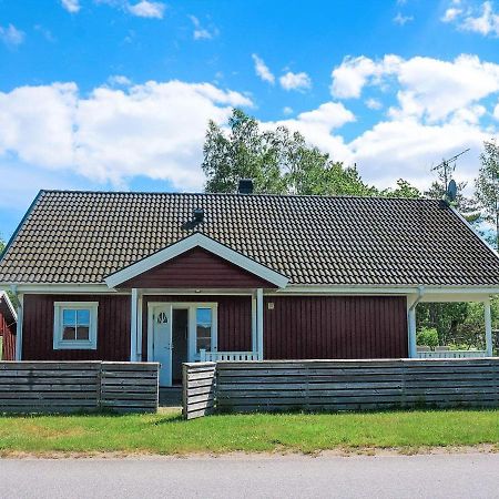 6 Person Holiday Home In Unnaryd Exterior photo